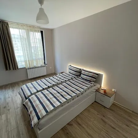 Movie Flats * Sofie